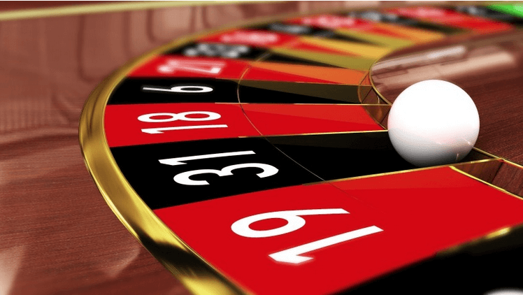 odds of hitting red or black in roulette